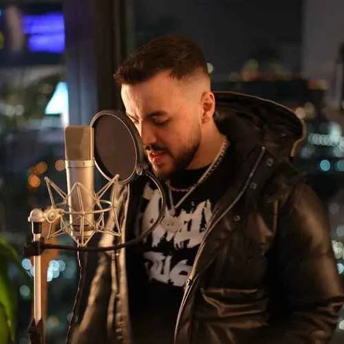 دانلود آهنگ اوت آف ساید 021 کید