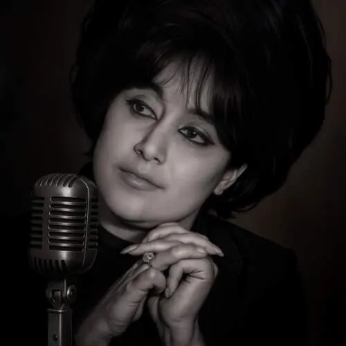 دانلود آهنگ اگر دل سنگت با دل من نامهربونه {ترسم فراموشم کنی} حمیرا